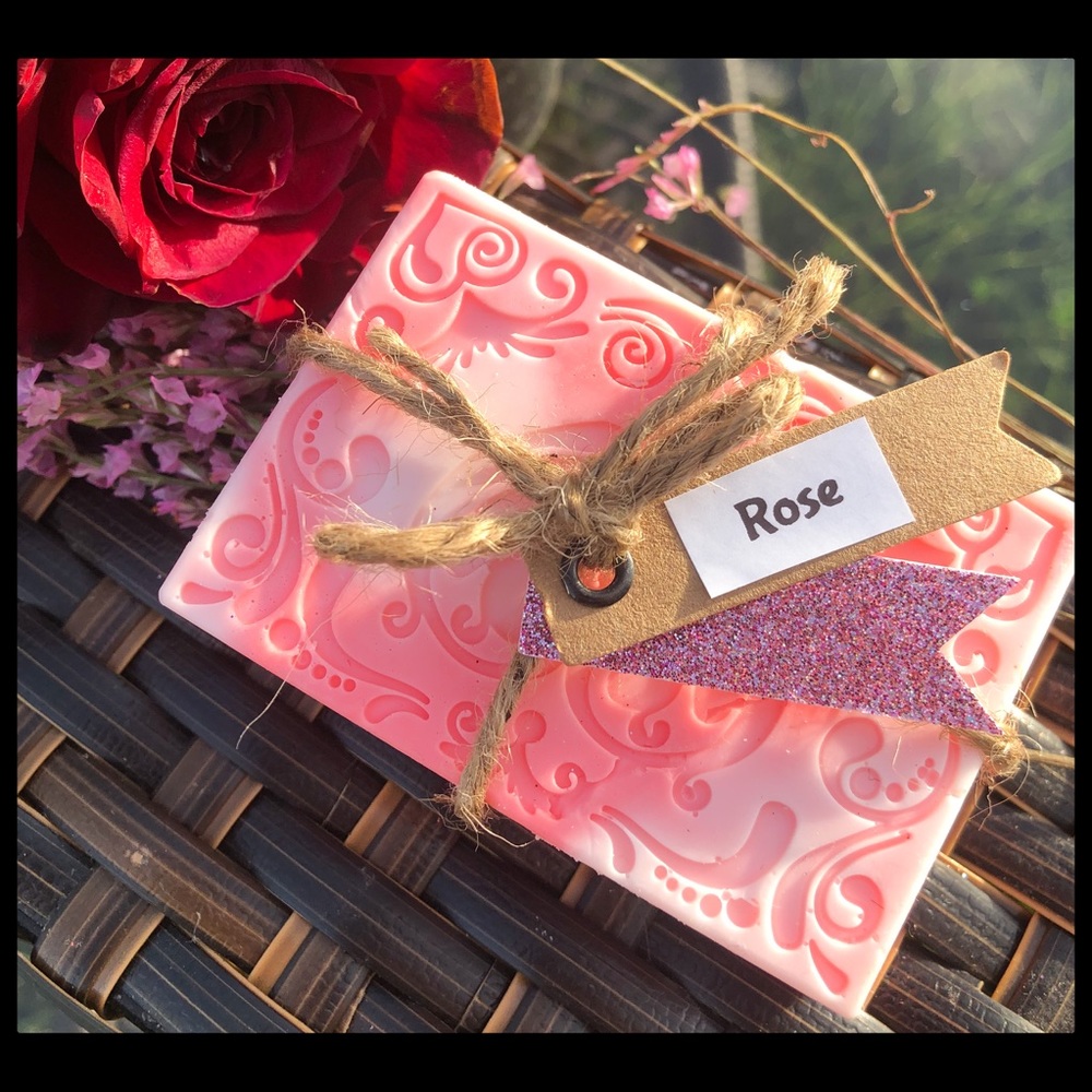 Rose’ “Mother” Natural Spring Spa Gift Box - Picture 6 of 8